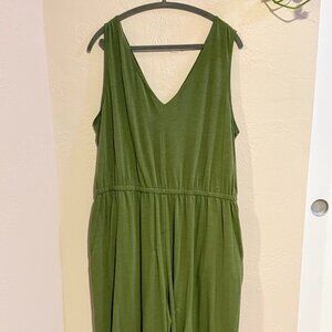 Time and Tru Green Jumpsuit (Size XXL/20 Olive Green)